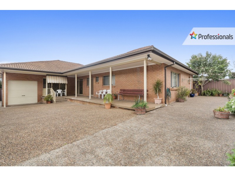 95 Ingham Drive, Casula NSW 2170