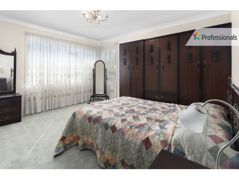 21 Tallowwood Avenue, Casula NSW 2170