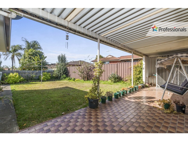 21 Tallowwood Avenue, Casula NSW 2170