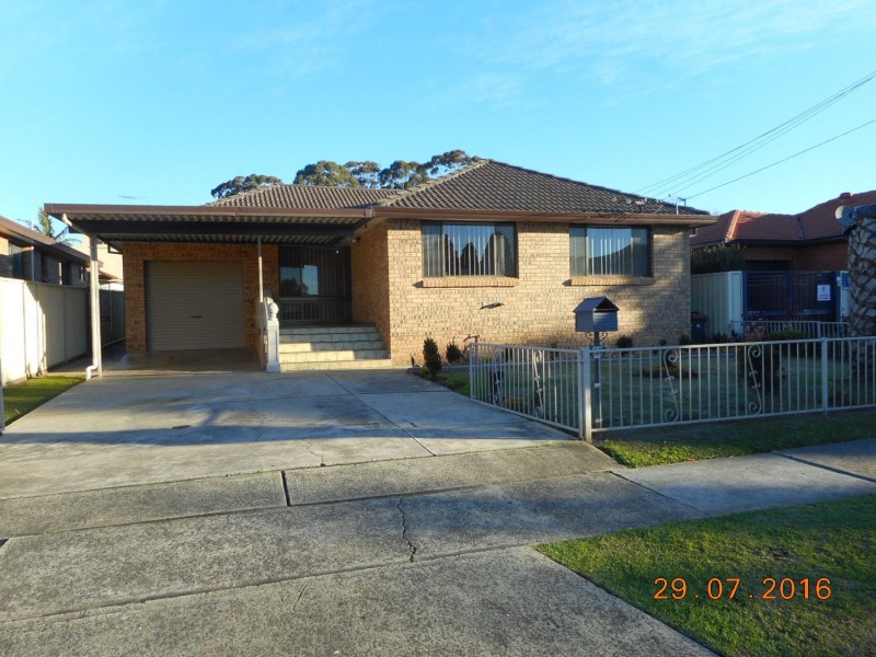 42 Graham Avenue, Casula NSW 2170