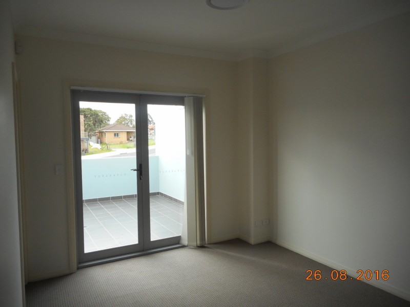 4/32 Northampton Road, Glenfield NSW 2167