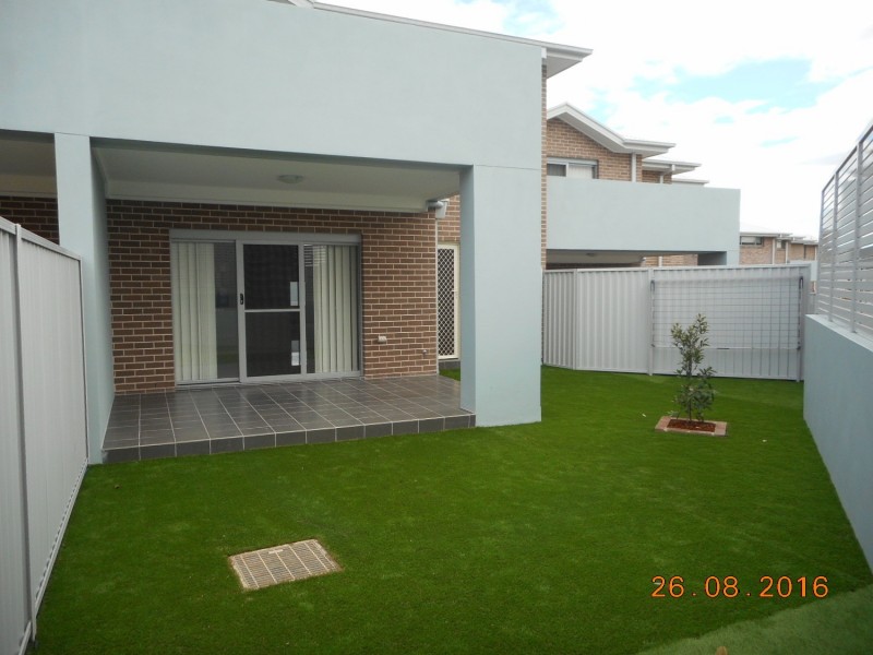 4/32 Northampton Road, Glenfield NSW 2167