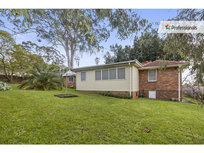 8 Kathleen Avenue, Lurnea NSW 2170