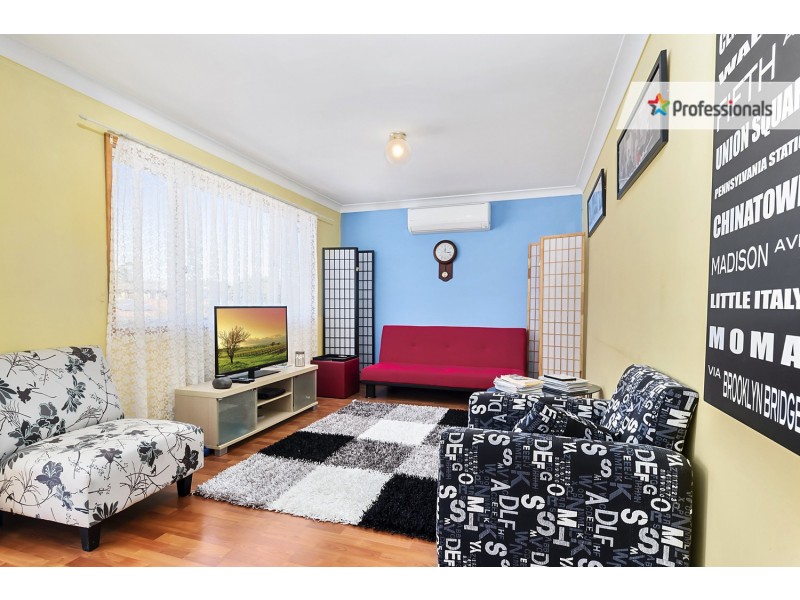 21 Waratah Avenue, Casula NSW 2170