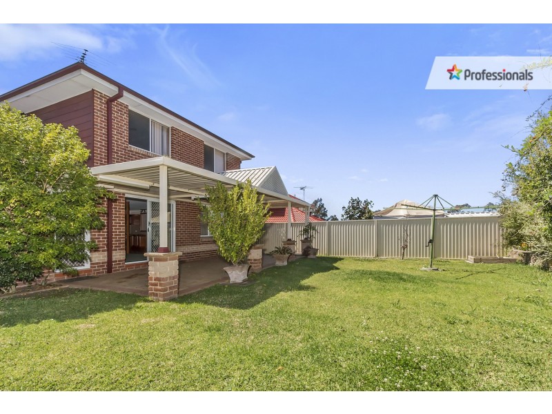 32 Kitson Way, Casula NSW 2170