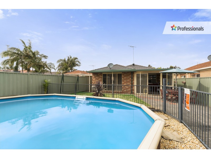 13 Erin Place, Casula NSW 2170