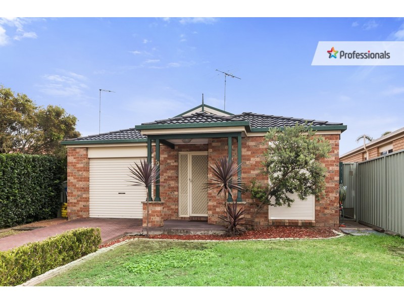 13 Erin Place, Casula NSW 2170