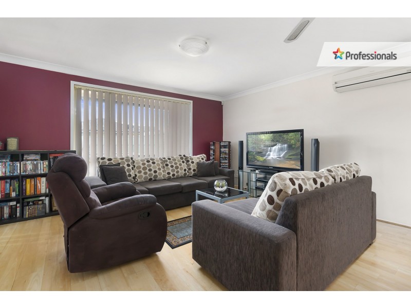 13 Erin Place, Casula NSW 2170