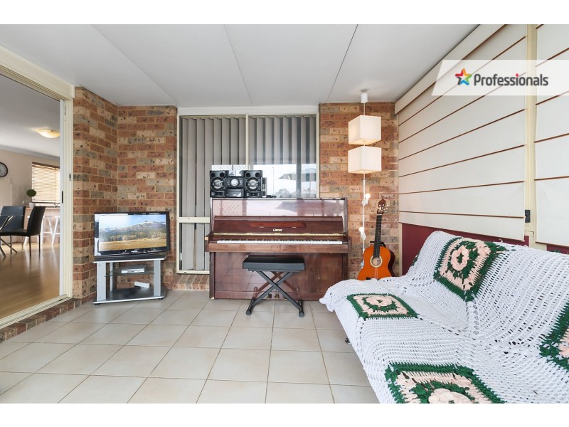 13 Erin Place, Casula NSW 2170