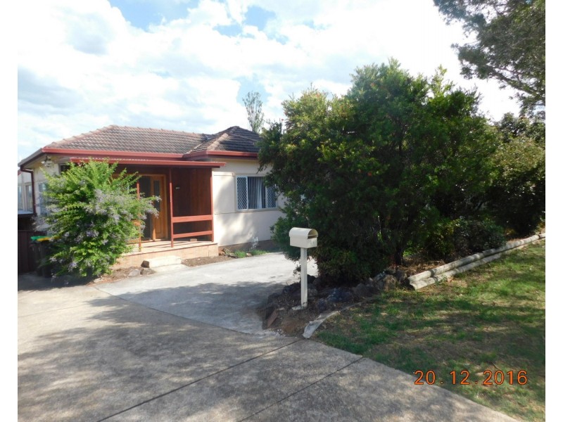 34 Marsh Parade, Casula NSW 2170