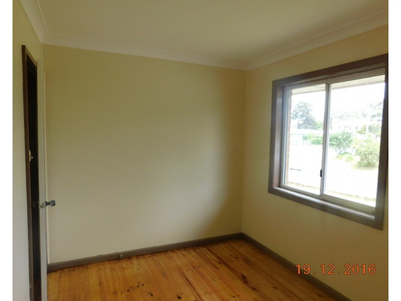 211 Graham Avenue, Lurnea NSW 2170