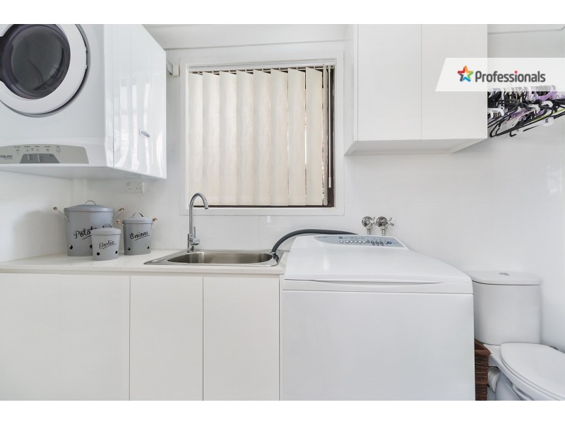 29 Grevillea Crescent, Casula NSW 2170