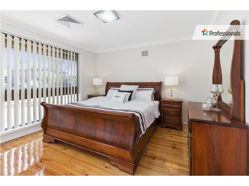 29 Grevillea Crescent, Casula NSW 2170