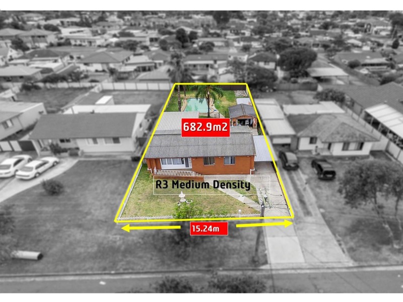 9 Gibson Avenue, Casula NSW 2170