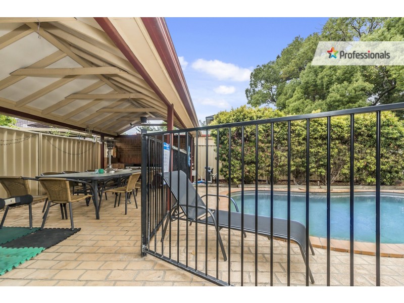2A Blackwood Avenue, Casula NSW 2170