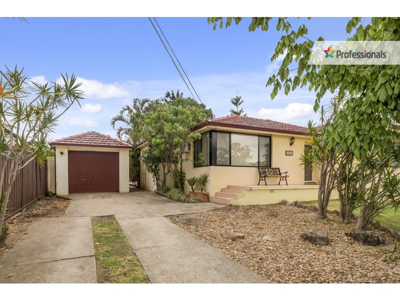 2A Blackwood Avenue, Casula NSW 2170