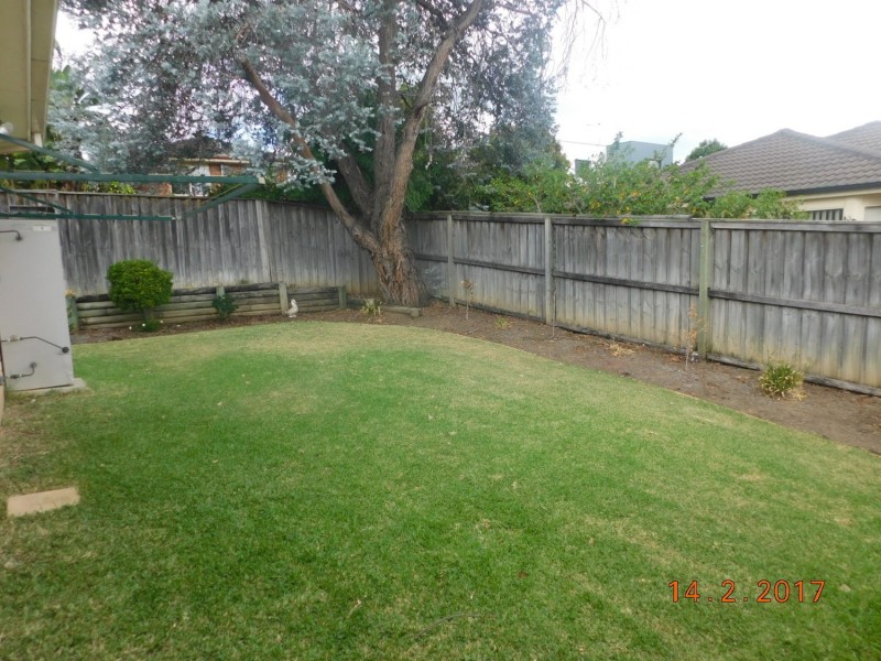 80 Pine Road, Casula NSW 2170