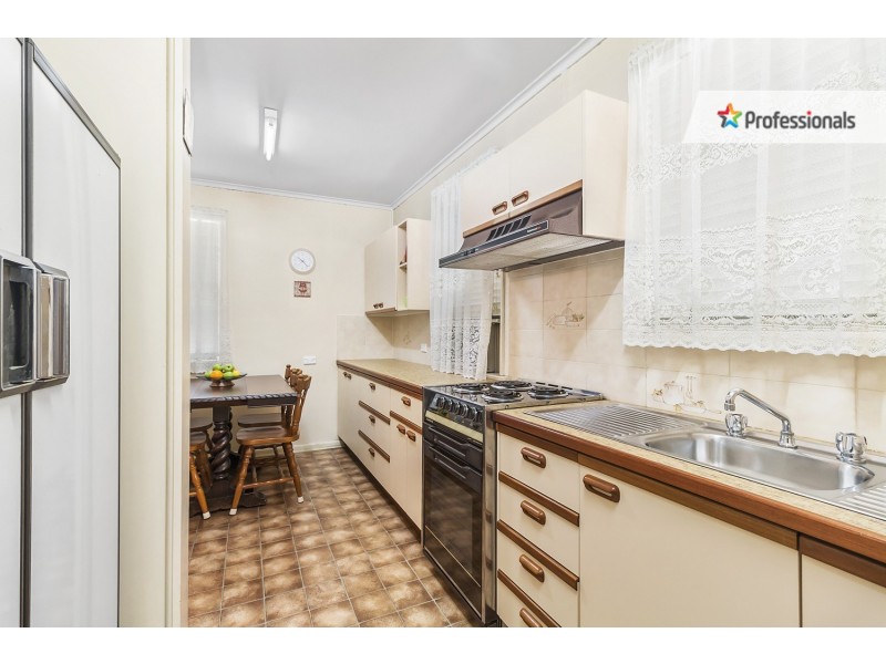 1 Kathleen Avenue, Lurnea NSW 2170