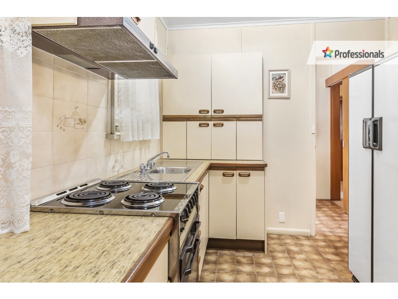 1 Kathleen Avenue, Lurnea NSW 2170