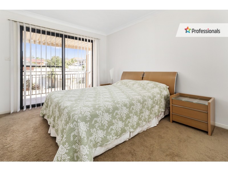 18 C Kitson Way, Casula NSW 2170