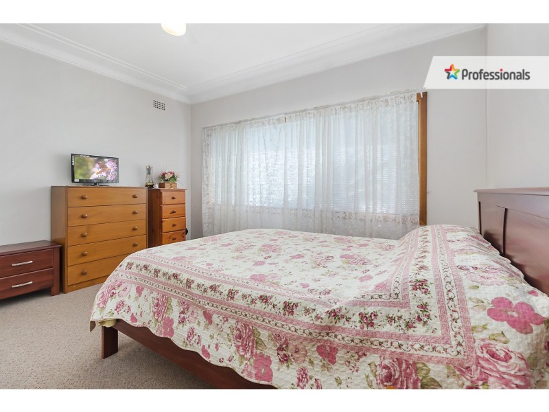 18 Casula Road, Casula NSW 2170