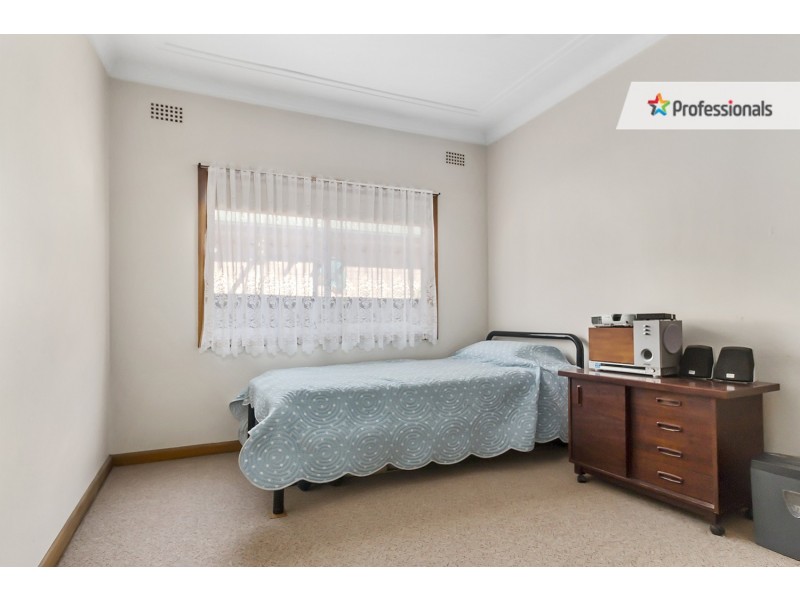 18 Casula Road, Casula NSW 2170