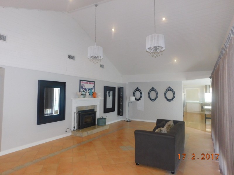 Denham Court NSW 2565