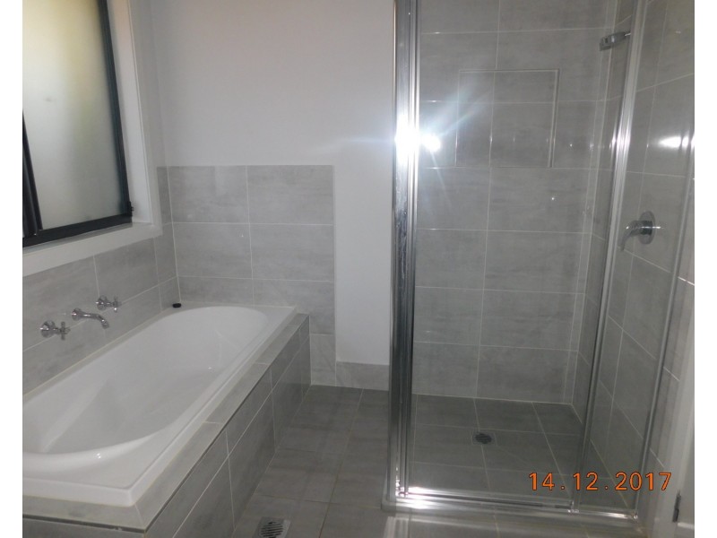 54 Nineteenth Avenue, West Hoxton NSW 2171