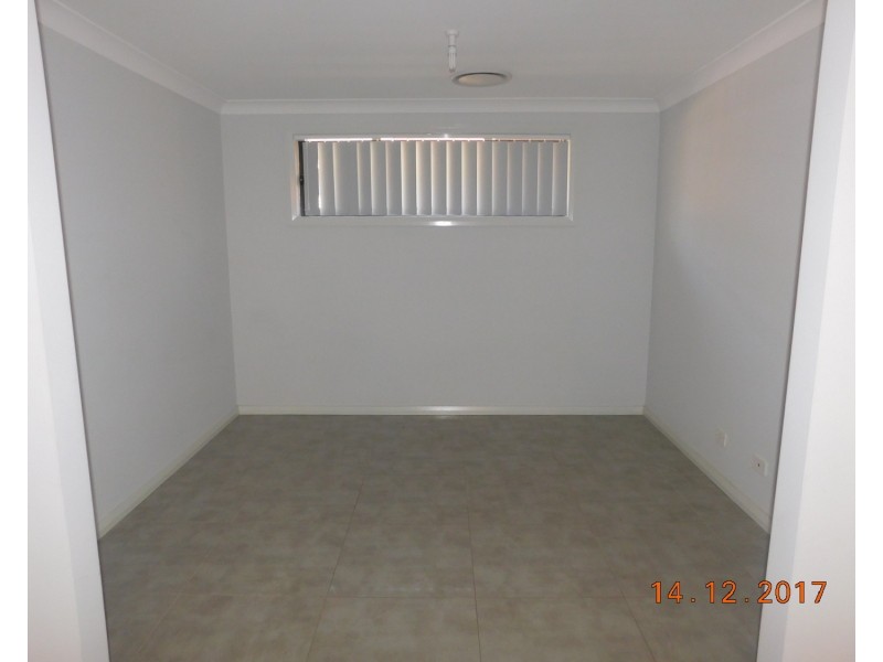 54 Nineteenth Avenue, West Hoxton NSW 2171