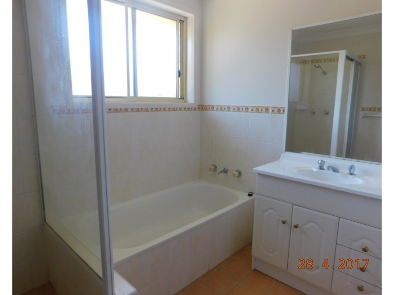 8/12 Pine Road, Casula NSW 2170