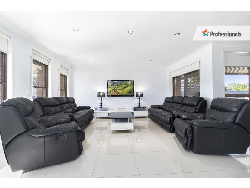 50 Dalpra Crescent, Bossley Park NSW 2176