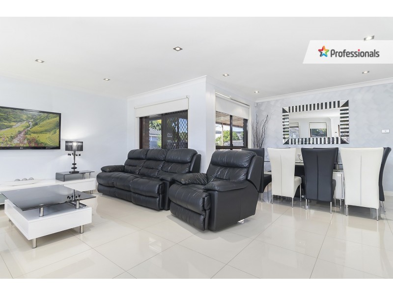 50 Dalpra Crescent, Bossley Park NSW 2176