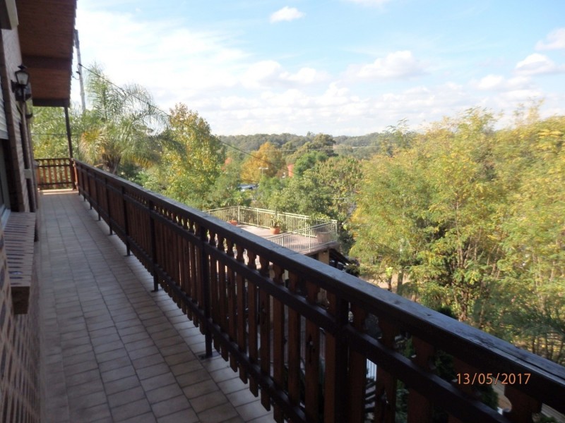 2 Rushton Place, Casula NSW 2170