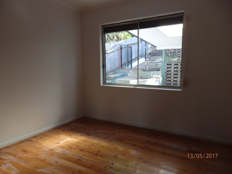 2 Rushton Place, Casula NSW 2170