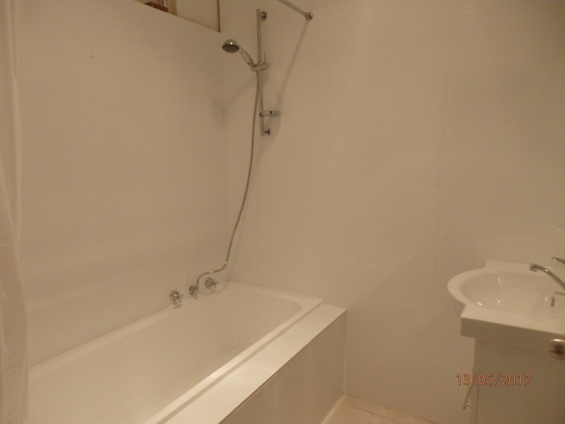 2 Rushton Place, Casula NSW 2170