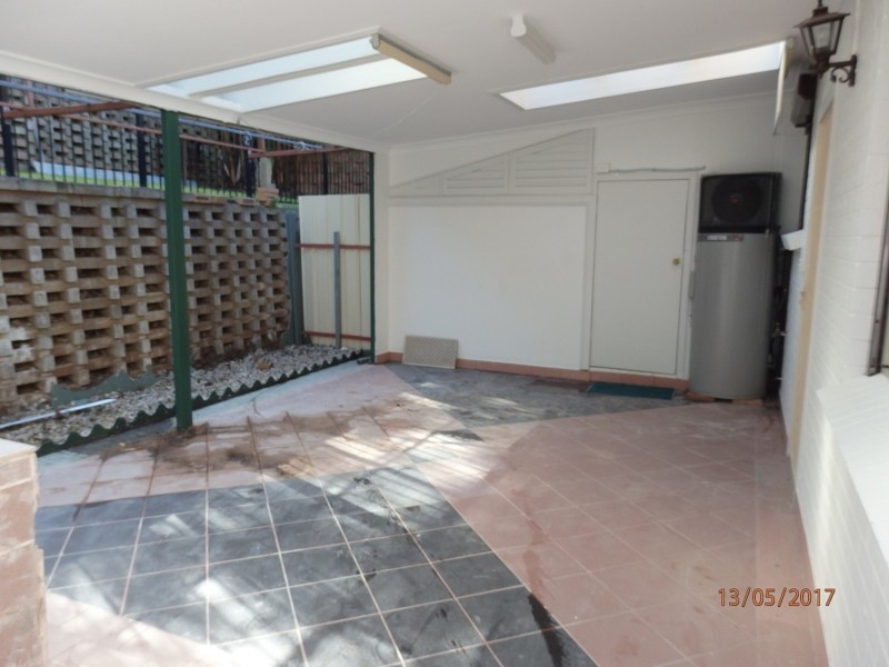 2 Rushton Place, Casula NSW 2170