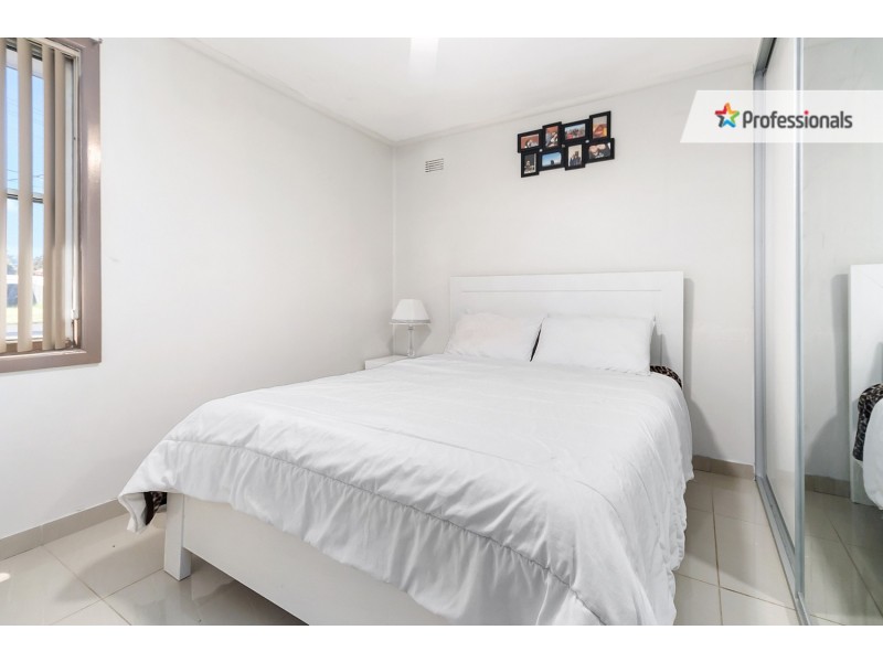 23 Facey Crescent, Lurnea NSW 2170