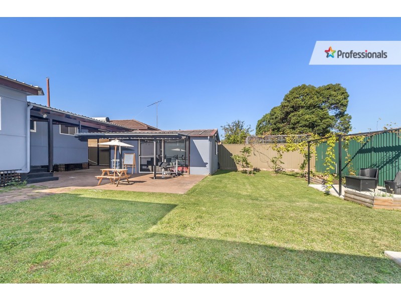 23 Facey Crescent, Lurnea NSW 2170