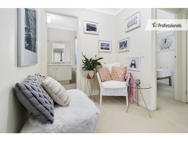 4 Northampton Drive, Glenfield NSW 2167
