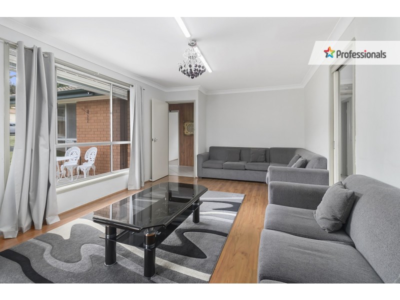 60 St Andrews Boulevard, Casula NSW 2170