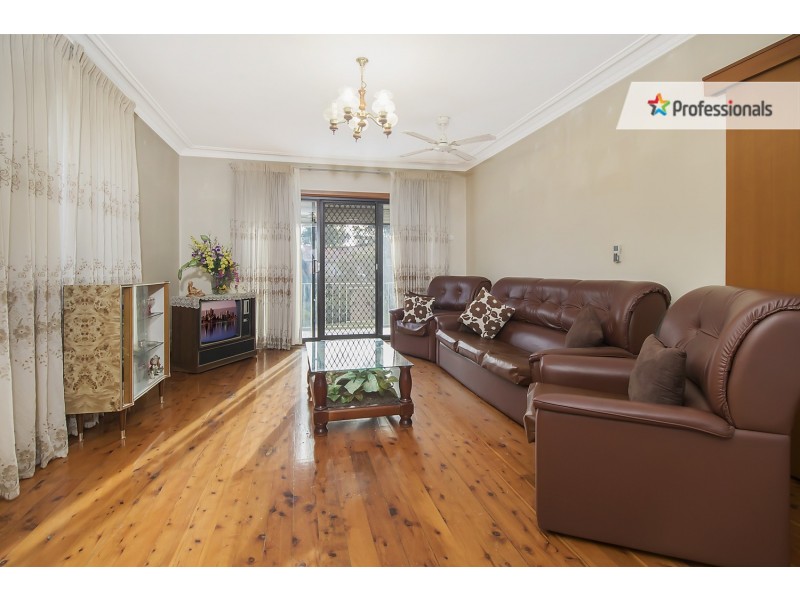 18 Congressional Drive, Liverpool NSW 2170