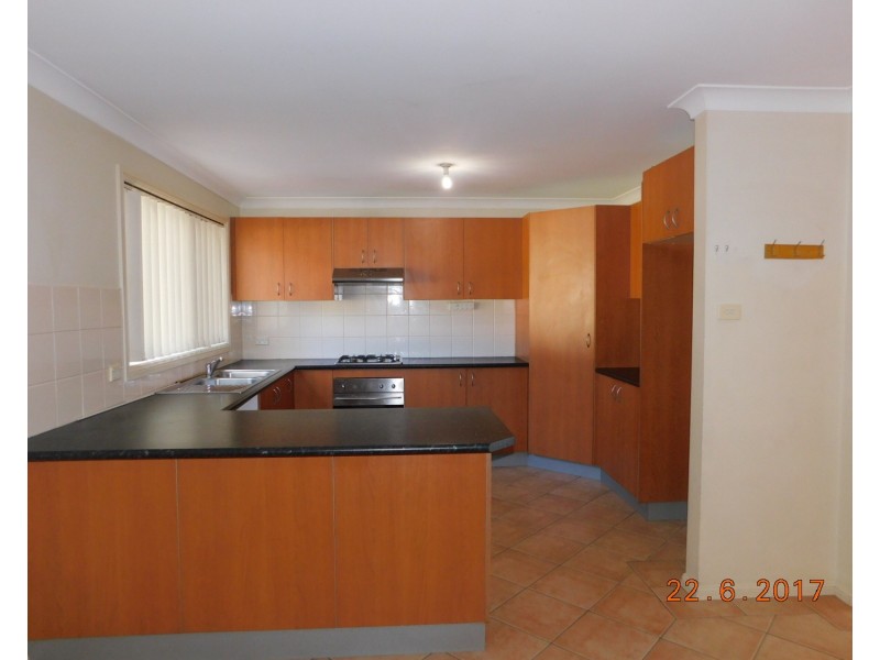 4 Tanna Place, Prestons NSW 2170