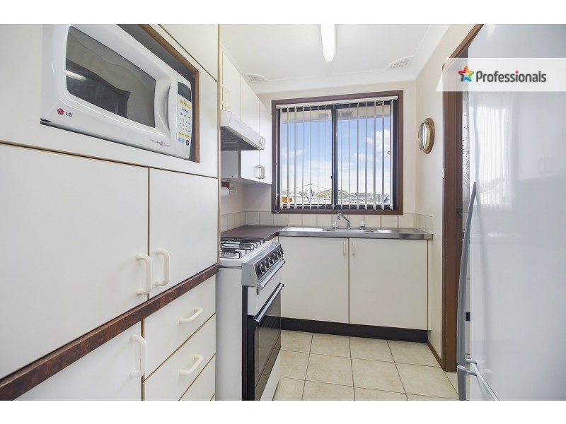 4/42 Leicester Street, Leumeah NSW 2560