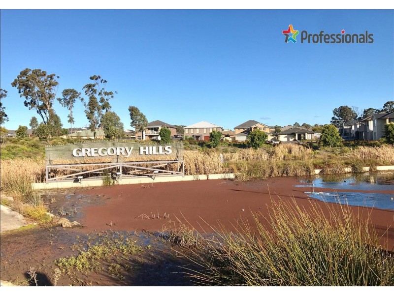 62 Orbit Street, Gregory Hills NSW 2557