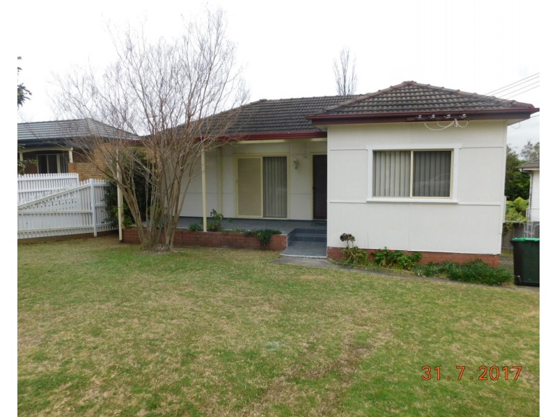 38 Marsh Parade, Casula NSW 2170