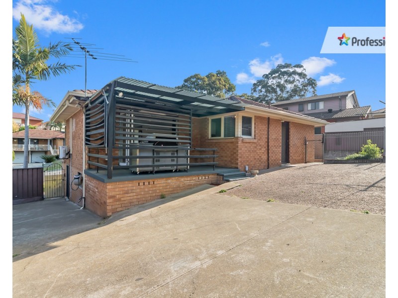 5 Deerwood Avenue, Liverpool NSW 2170
