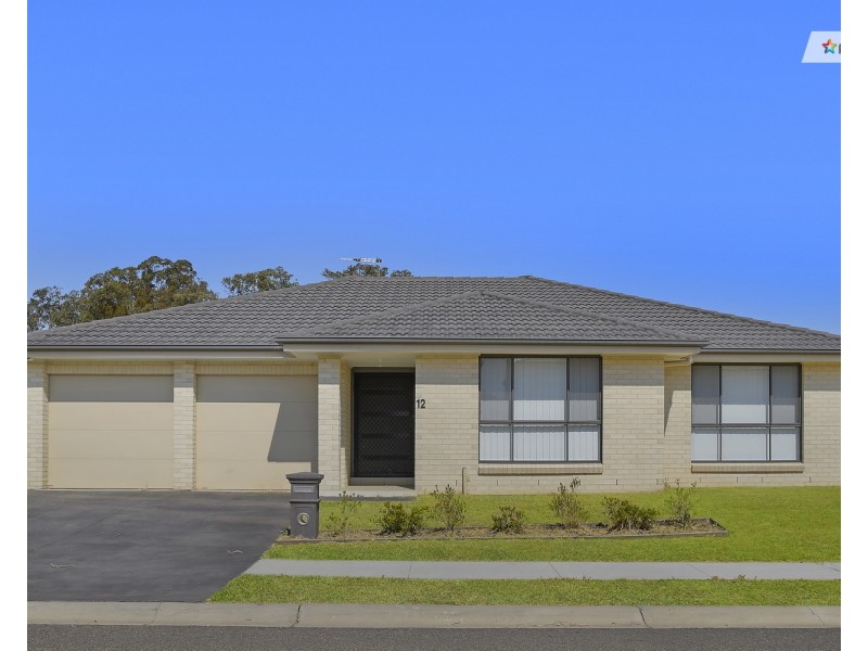 12 Grenada Road, Glenfield NSW 2167