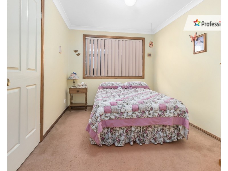 7 Stead Place, Casula NSW 2170