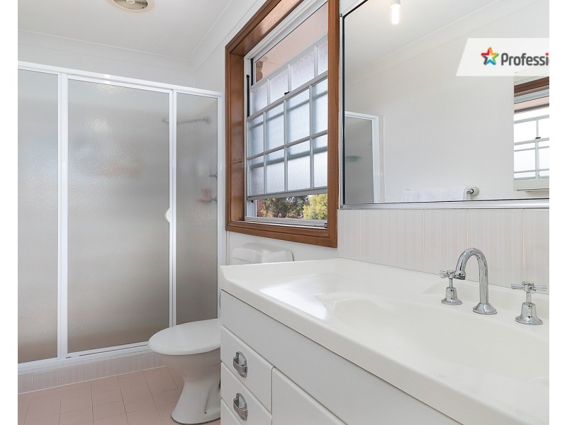 5 Guise Avenue, Casula NSW 2170