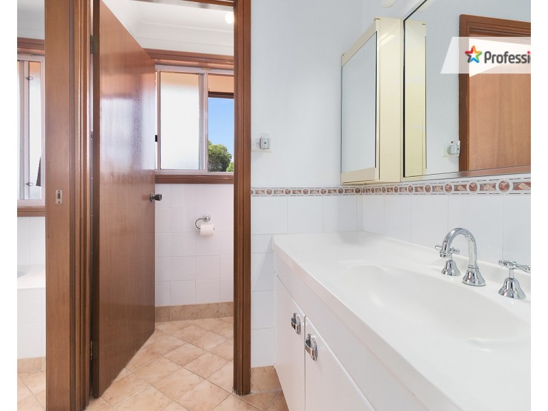 5 Guise Avenue, Casula NSW 2170